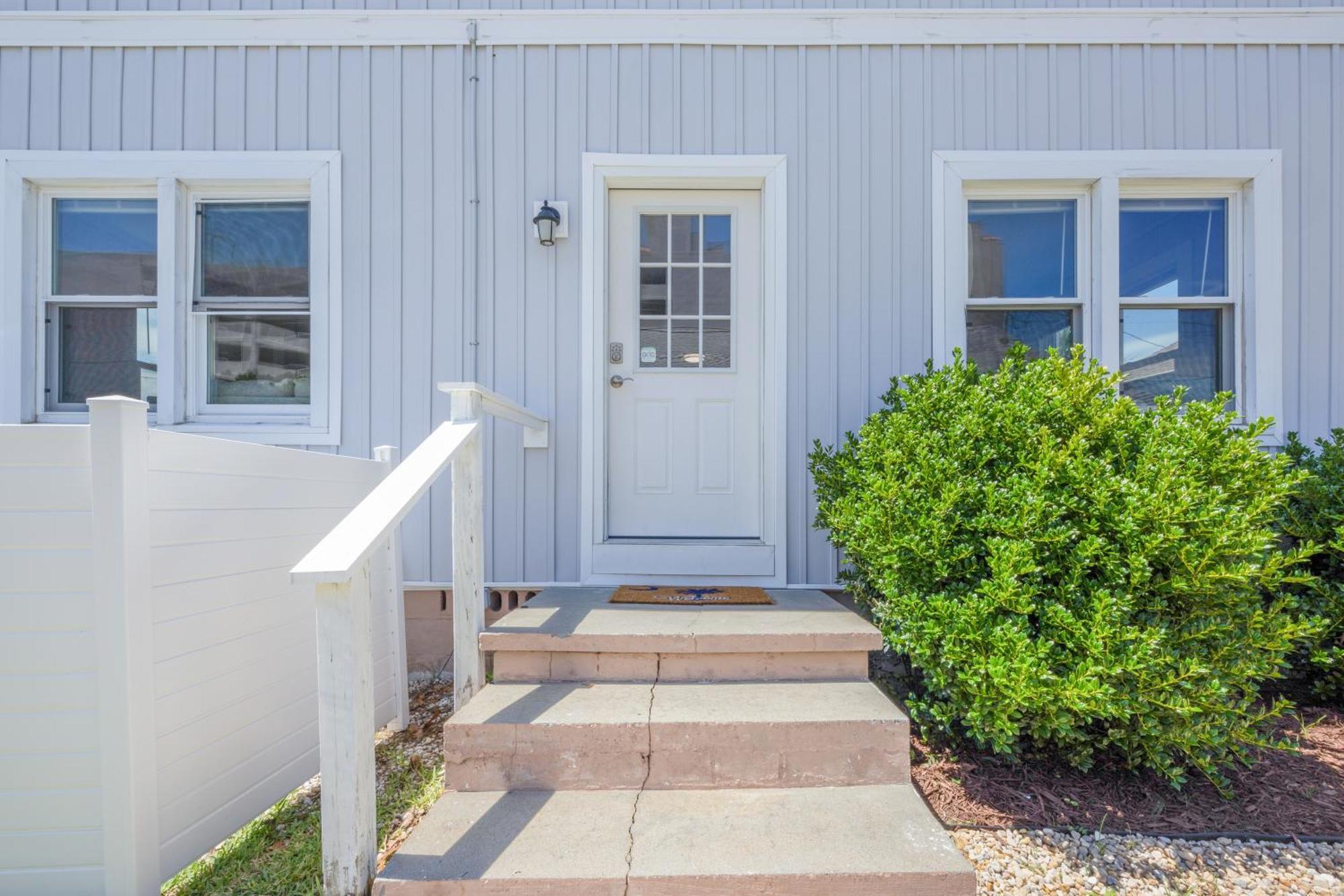 200Ft To Beach! North Myrtle Beach First Level Duplex Home, Pet Friendly! エクステリア 写真